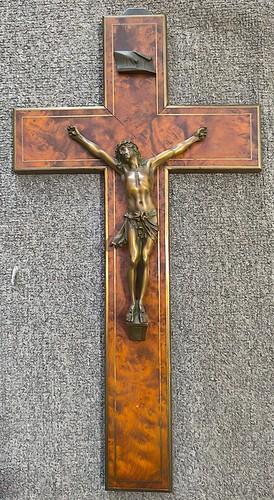 Crocefisso legno ottone - in,